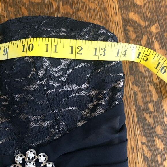 Vintage La Scala Black Lace Body Sheath Dress With Sheer Chiffon Overlay size M - Picture 9 of 13